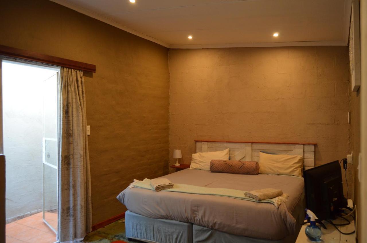 A & R Guesthouse Блоемфонтейн Екстериор снимка